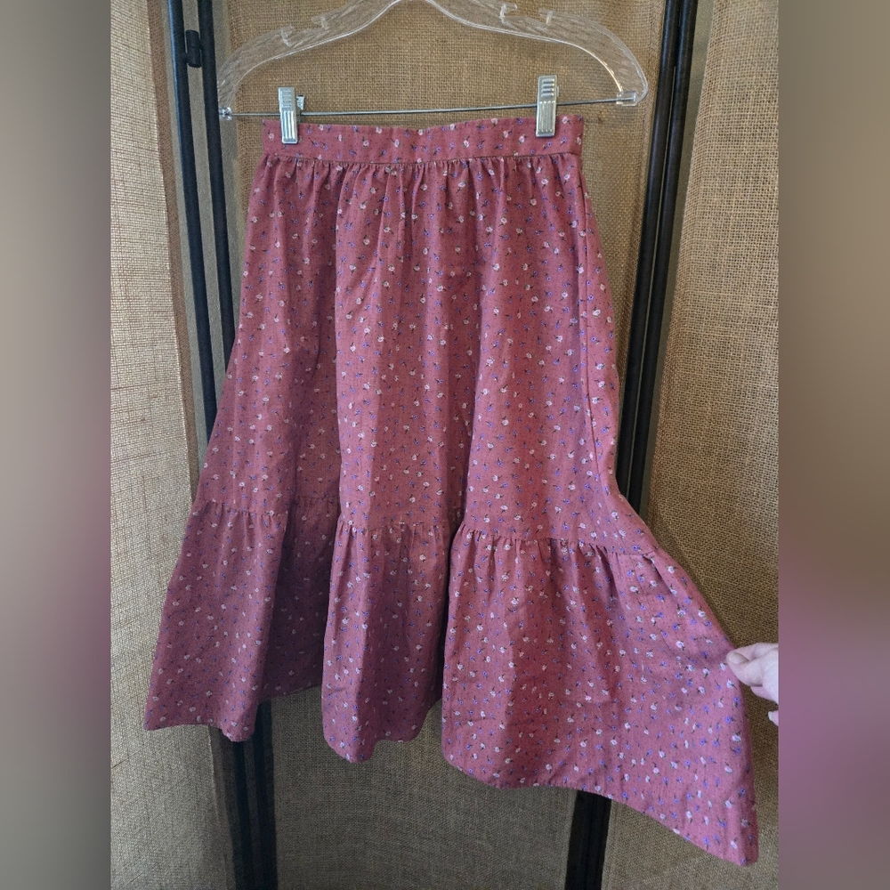 Women's Vintage Homemade Pink Tiered Prarie Skirt - Picture 5 of 11